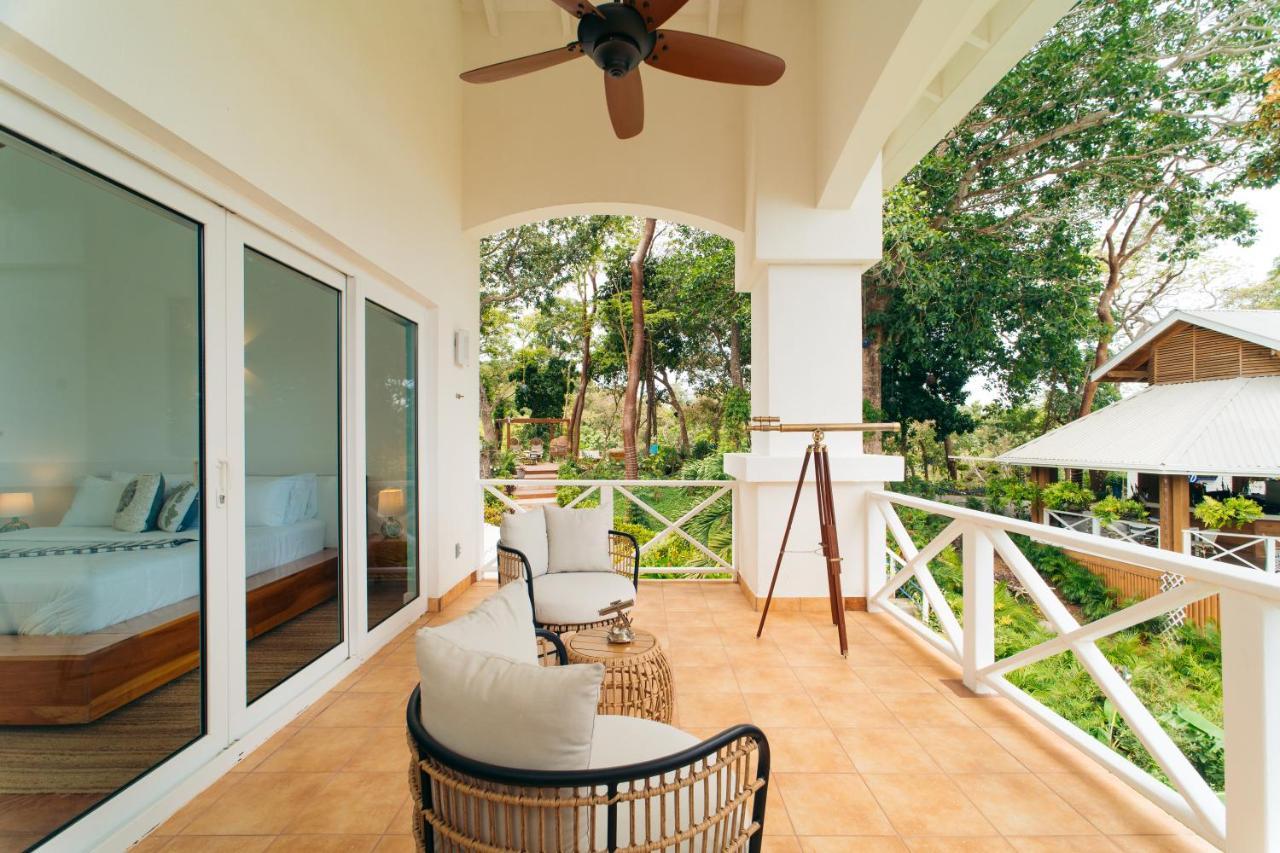 Blue Roatan Resort เวสต์ เบย์ ภายนอก รูปภาพ