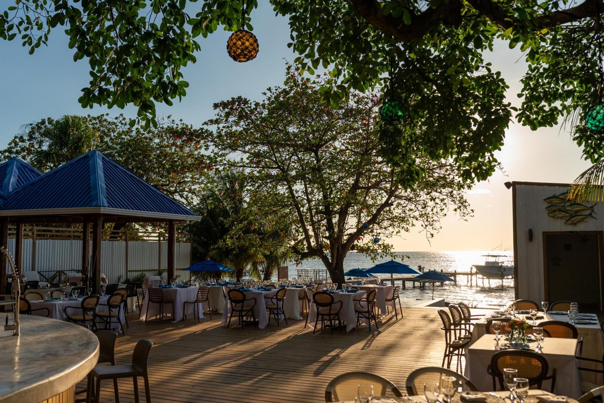Blue Roatan Resort เวสต์ เบย์ ภายนอก รูปภาพ